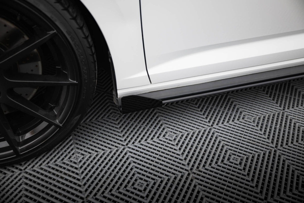 Maxton Design Street Pro Side Skirts Diffusers + Flaps VW Jetta GLI Mk7