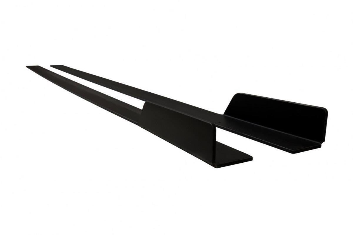Maxton Design VW Golf Mk7 GTi (Facelift) - Racing Side Skirts Diffusers
