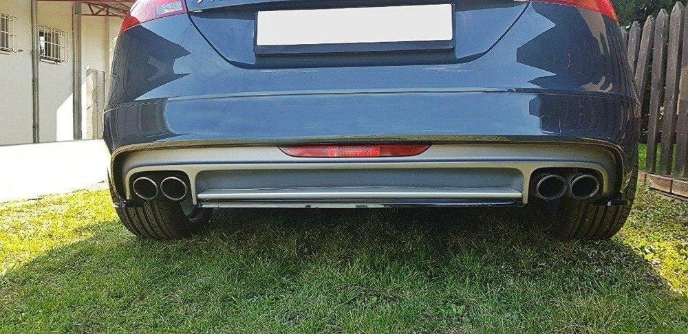 Maxton Design Central Rear Splitter Audi TT S 8J