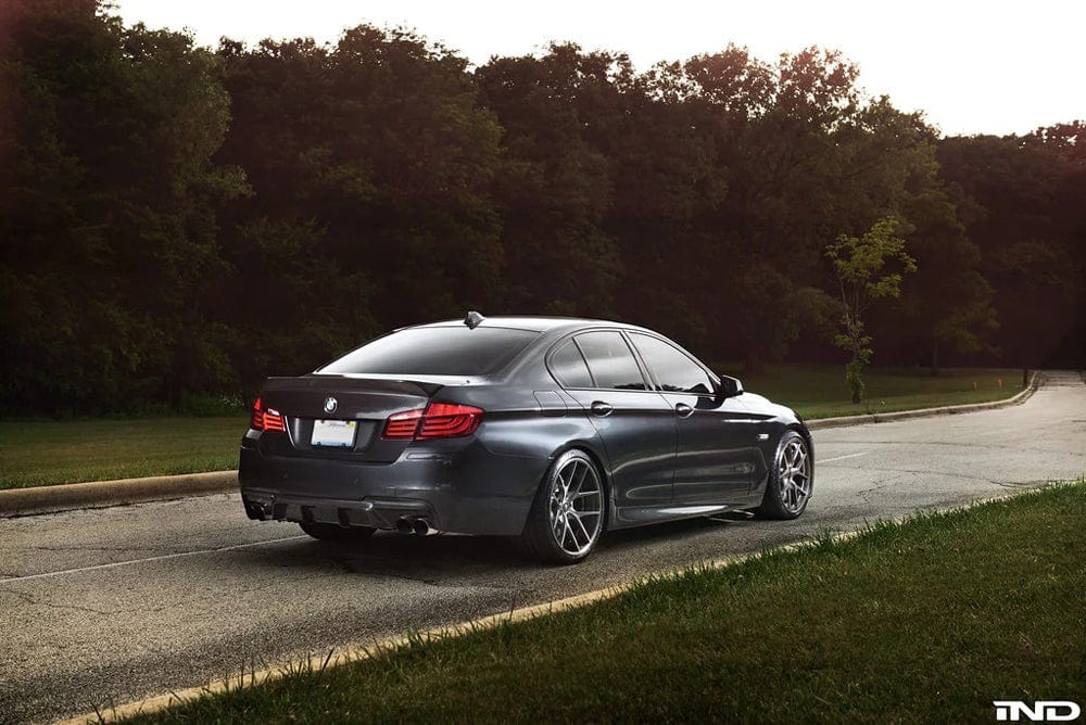 IND Painted Rear Reflector Set - BMW / F10 / 5-Series (Except M5)