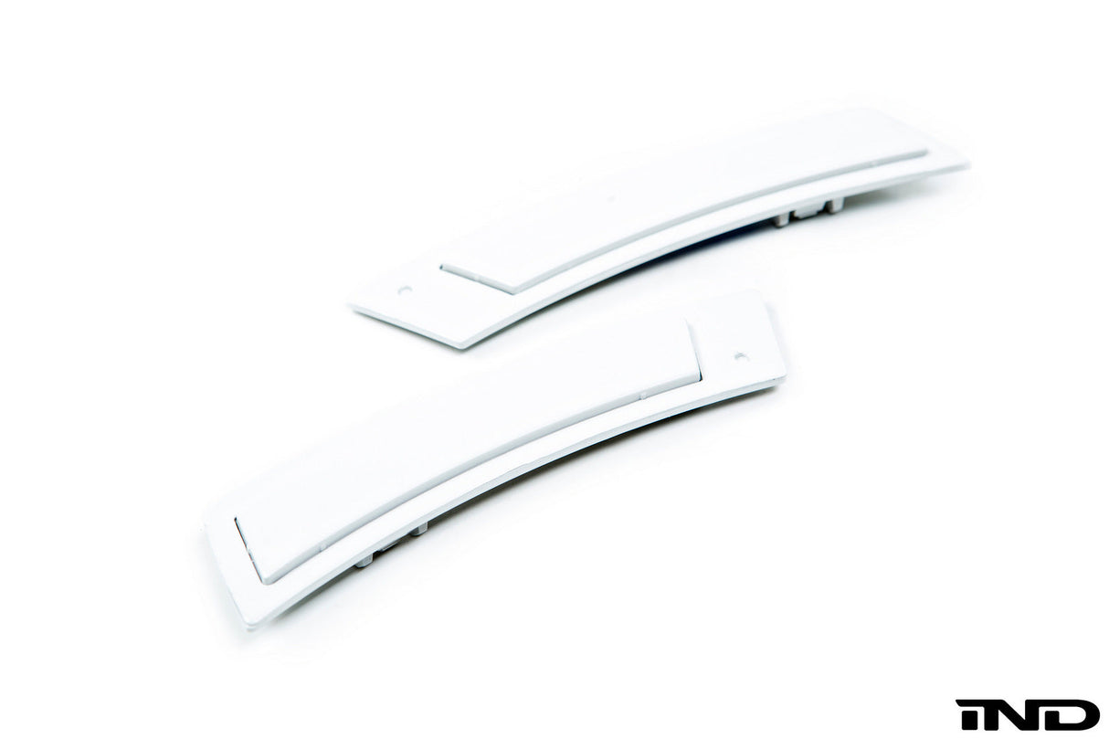 IND E63 / E64 M6 Painted Front Reflector Set