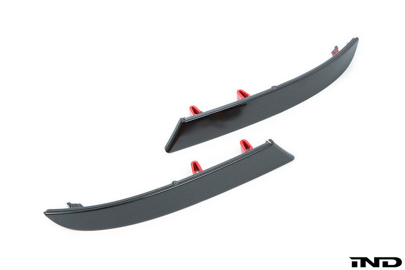 IND F97 X3M / G01 X3 Pre-LCI Painted Rear Reflector Set
