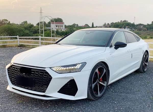 Audi RS7 Style Honeycomb Front Grille | (2019-2021) C8 A7/S7