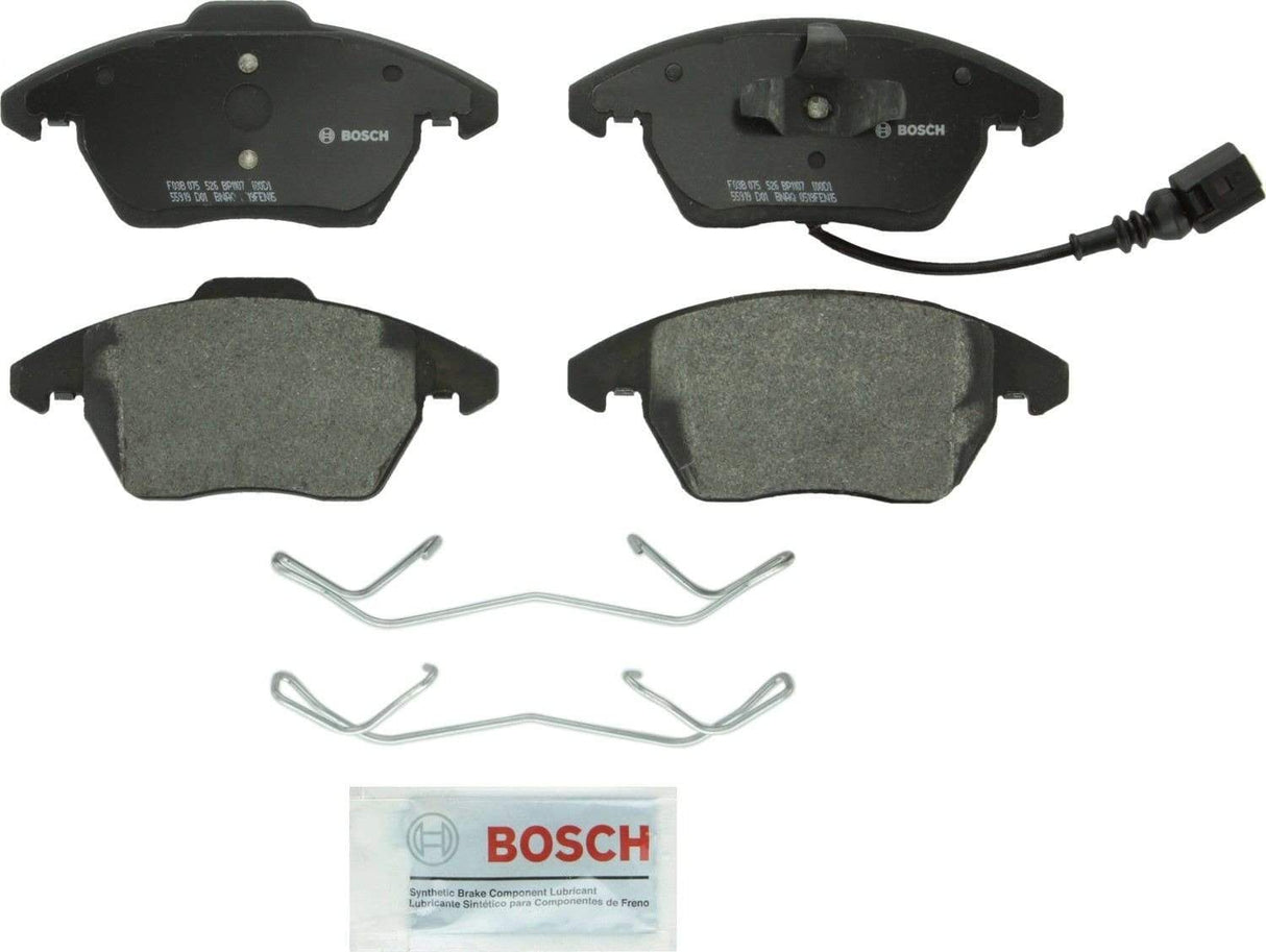 Front Brake Pad Set - VW/Audi A3 / TT / Beetle / CC / Eos / GTI / Golf / Jetta / Passat