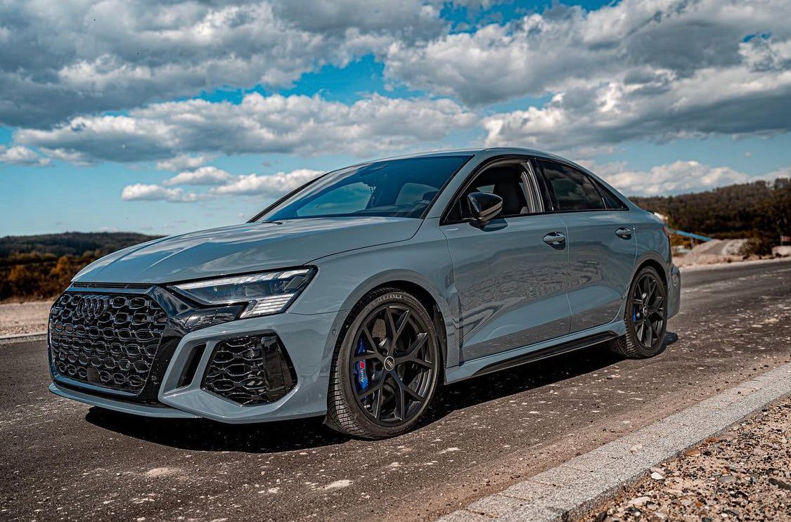 Audi RS3 Honeycomb Front Grille | (2021-2023) 8Y A3/S3