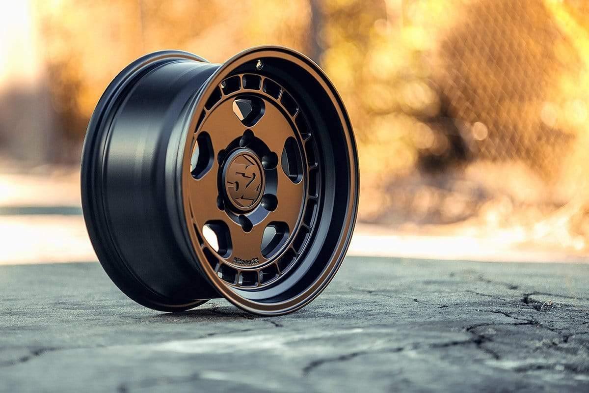 fifteen52 Turbomac HD Classic Wheel | Asphalt Black