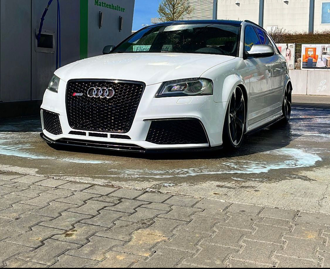 Audi RS3 Honeycomb Front Grille | (2009-2012) 8P.5 A3/S3
