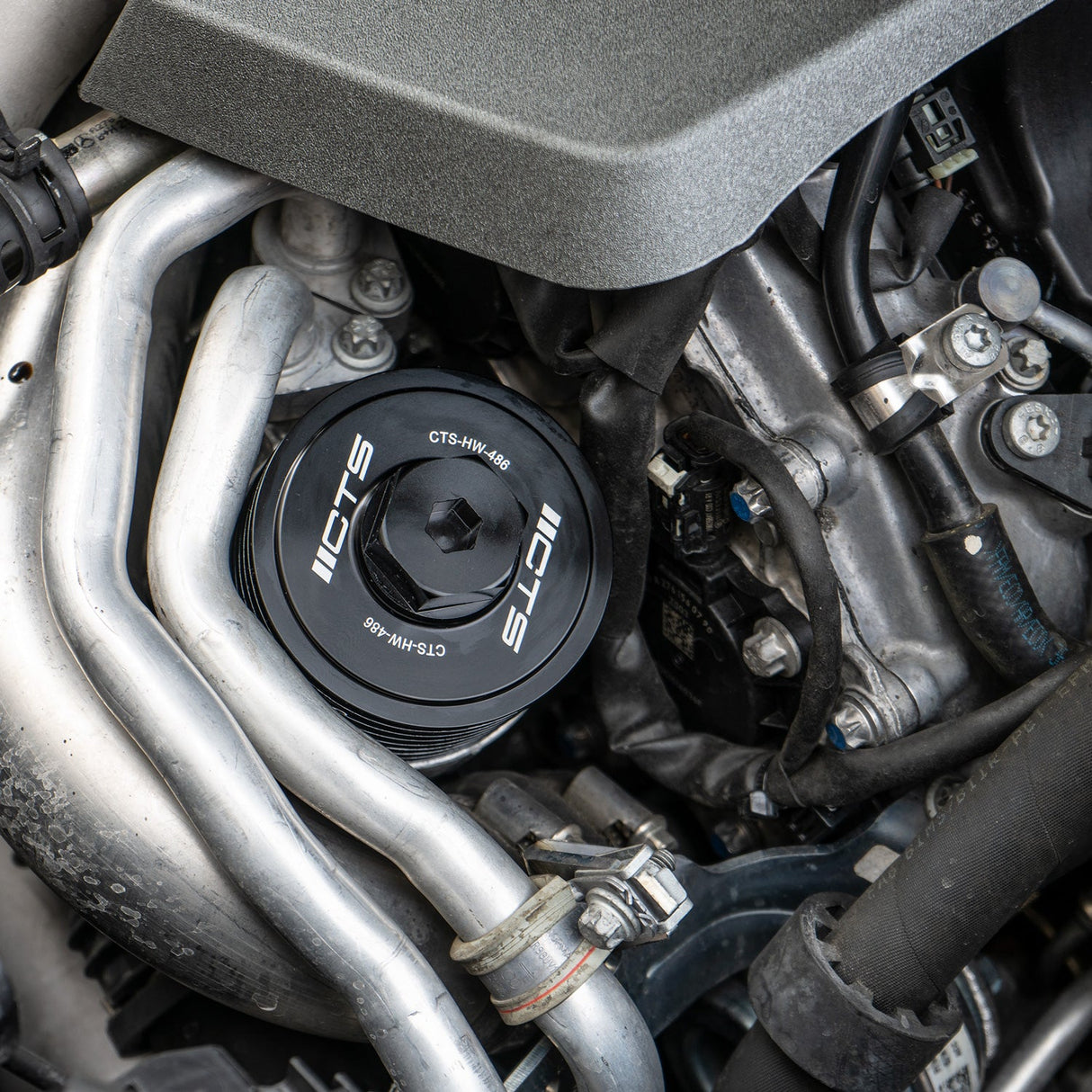 CTS Turbo Billet Oil Filter Cap - Mercedes / E63 / E63S / M157
