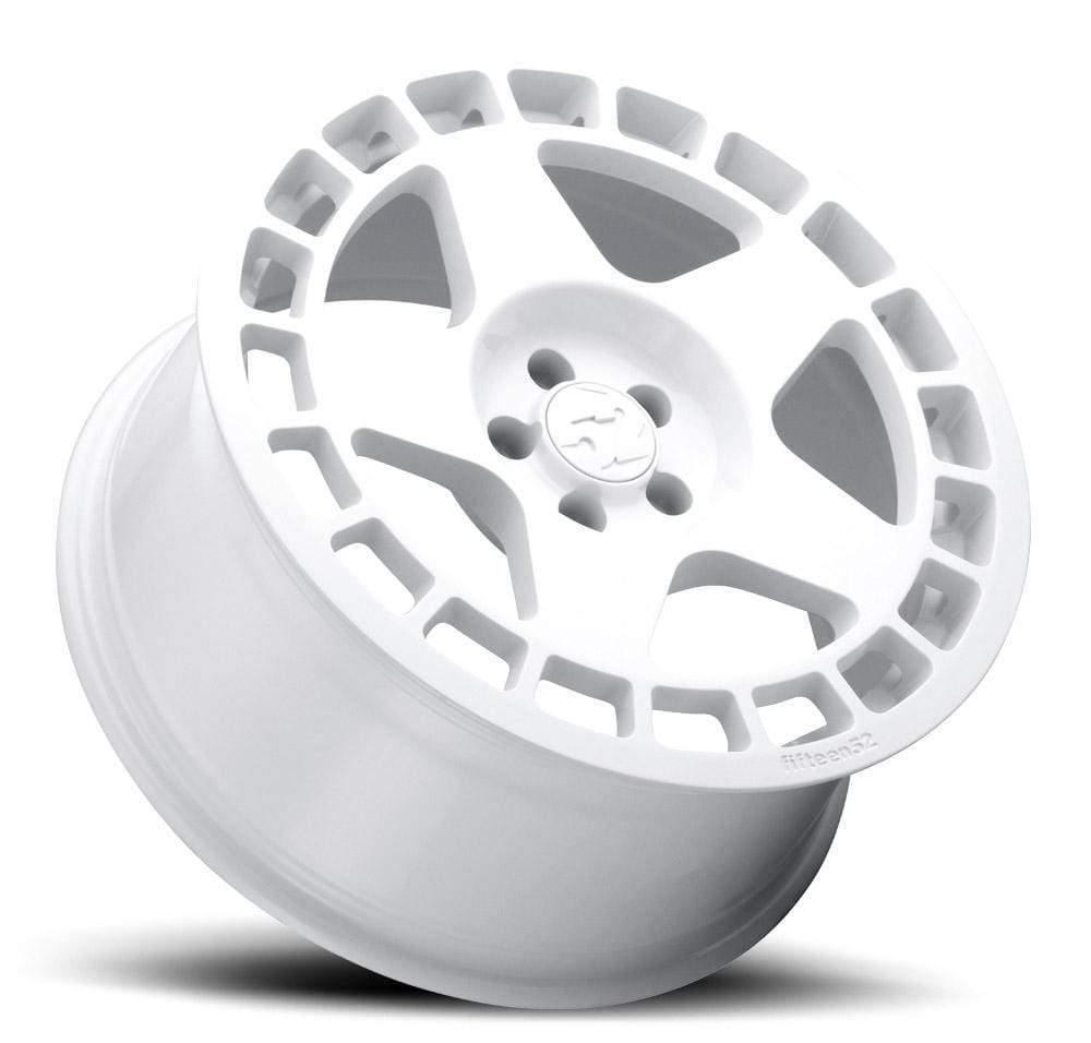 fifteen52 Cast TurboMac Wheel 17" (Rally White)