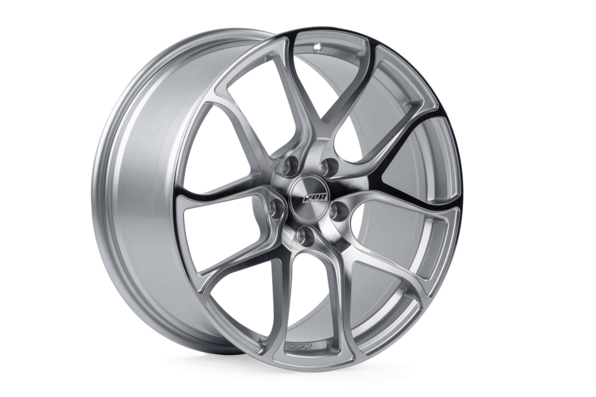 APR S01 18" 5x112 Silver/Machined Forged Wheel